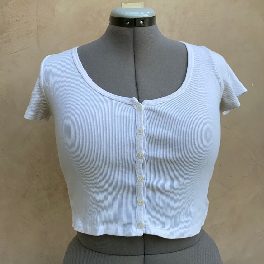 Cute but has discoloration. Loved it. Super trendy.